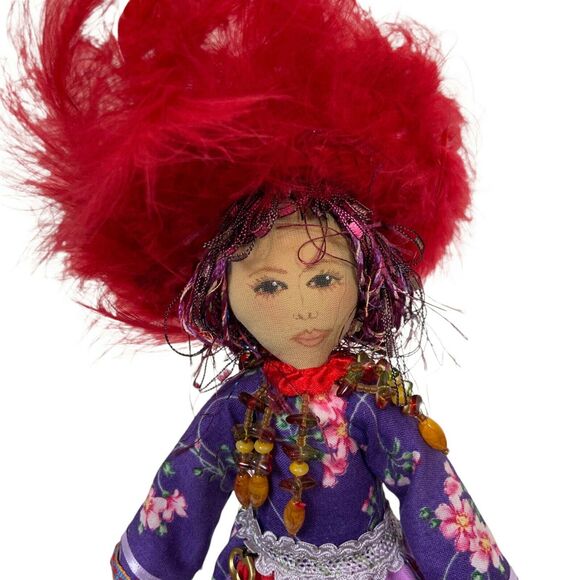 Marilyn Berg Handmade Decorative Beautiful Red Hat Lady Fiber Art Statue - Picture 4 of 11